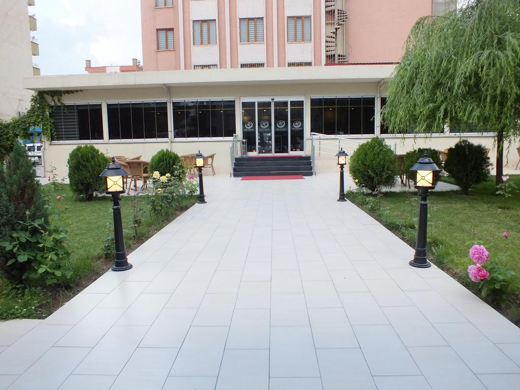 Hotel Izgi Turhan Batman Esterno foto